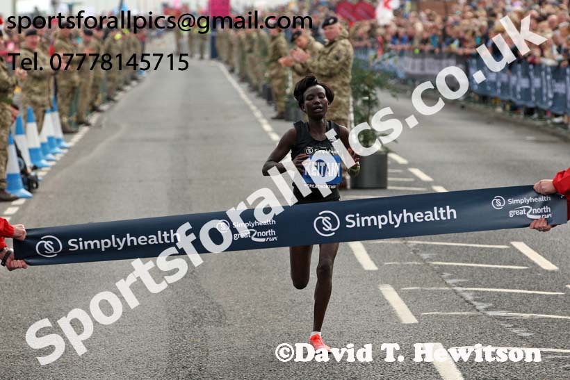 Womens Great North Run, 2017 Simplyhealth Great North Run. Photo: David T. Hewitson/Sports for All Pics